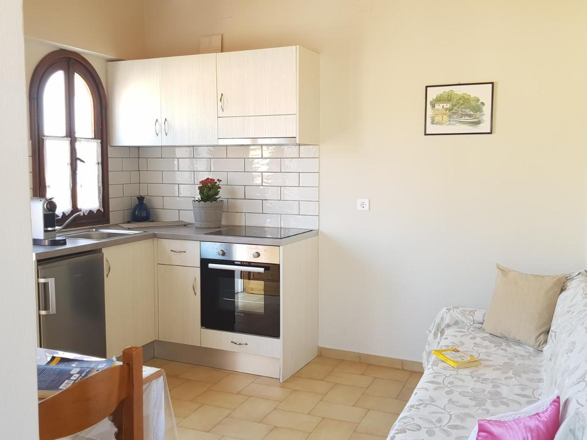 Sotiris Sea View Apartment Gaios Luaran gambar